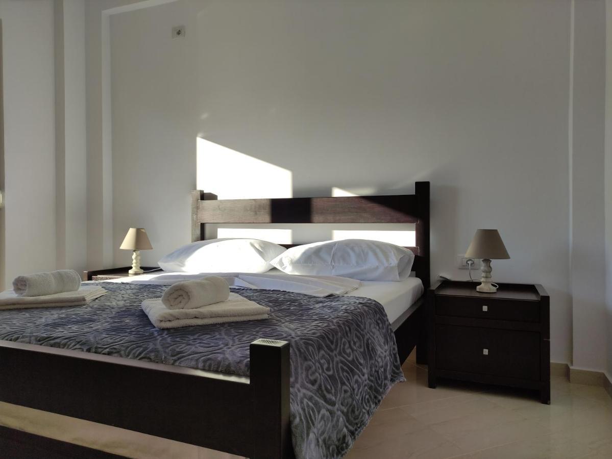 סרנדה Ionia Apartments מראה חיצוני תמונה
