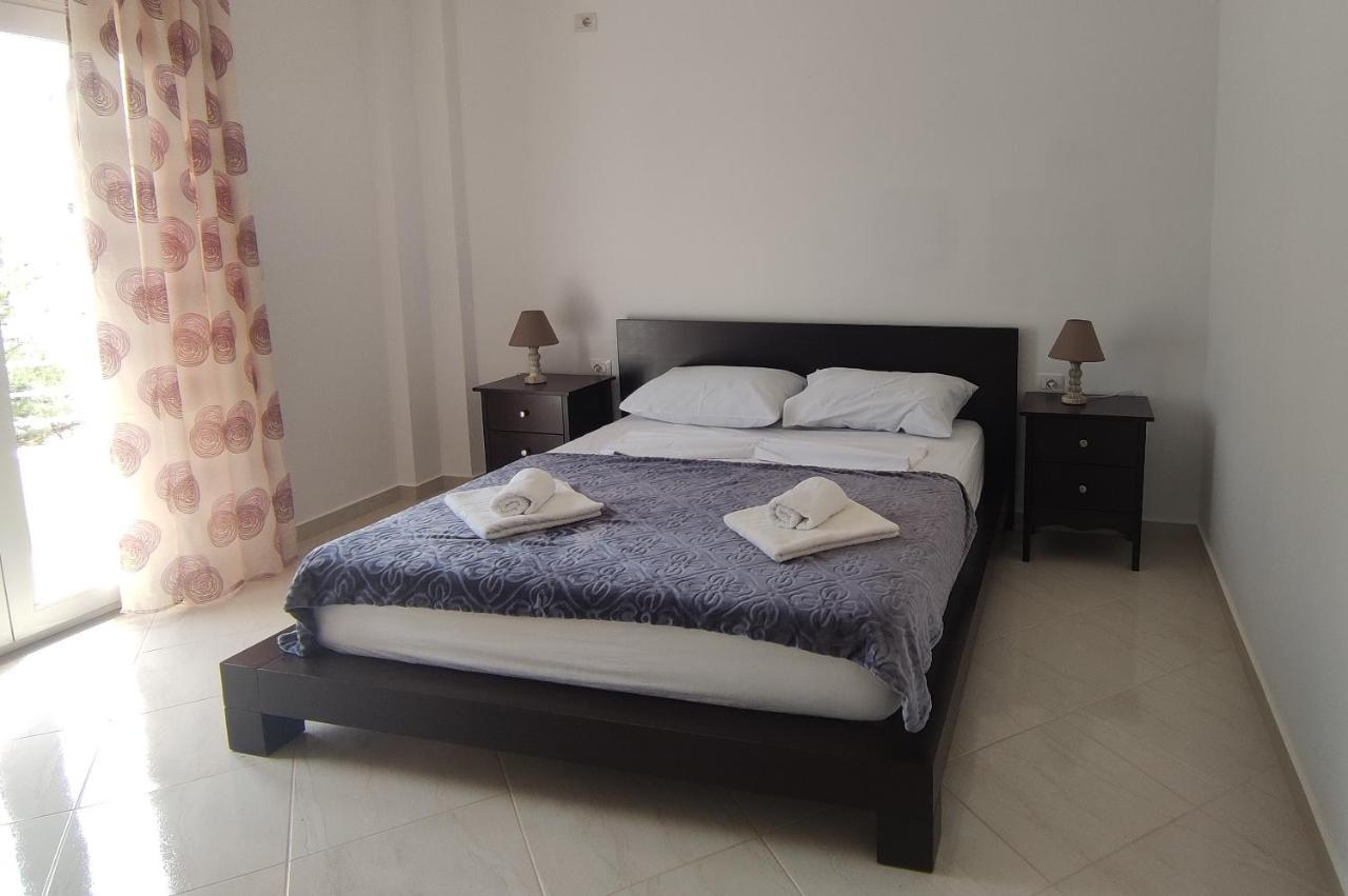סרנדה Ionia Apartments מראה חיצוני תמונה