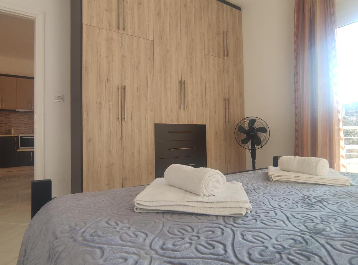 סרנדה Ionia Apartments מראה חיצוני תמונה