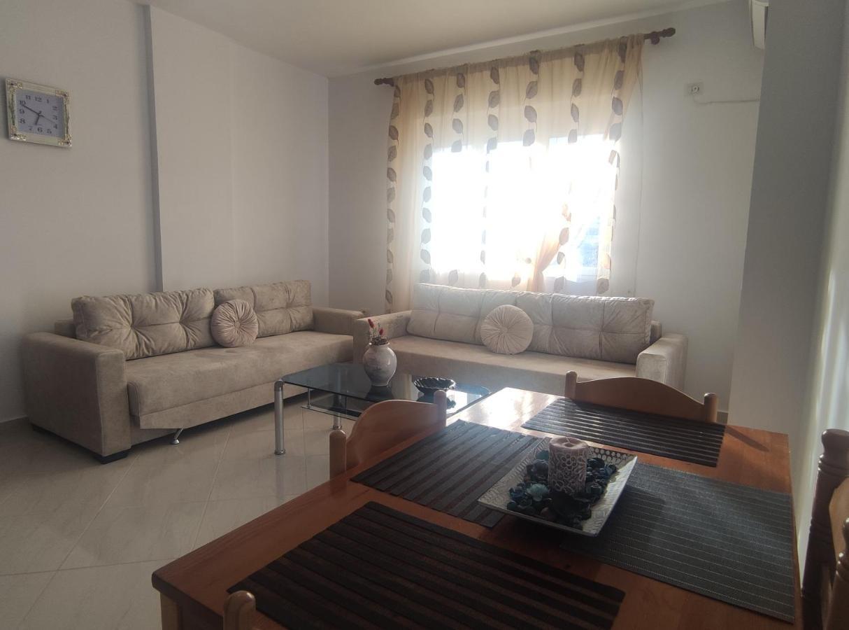 סרנדה Ionia Apartments מראה חיצוני תמונה