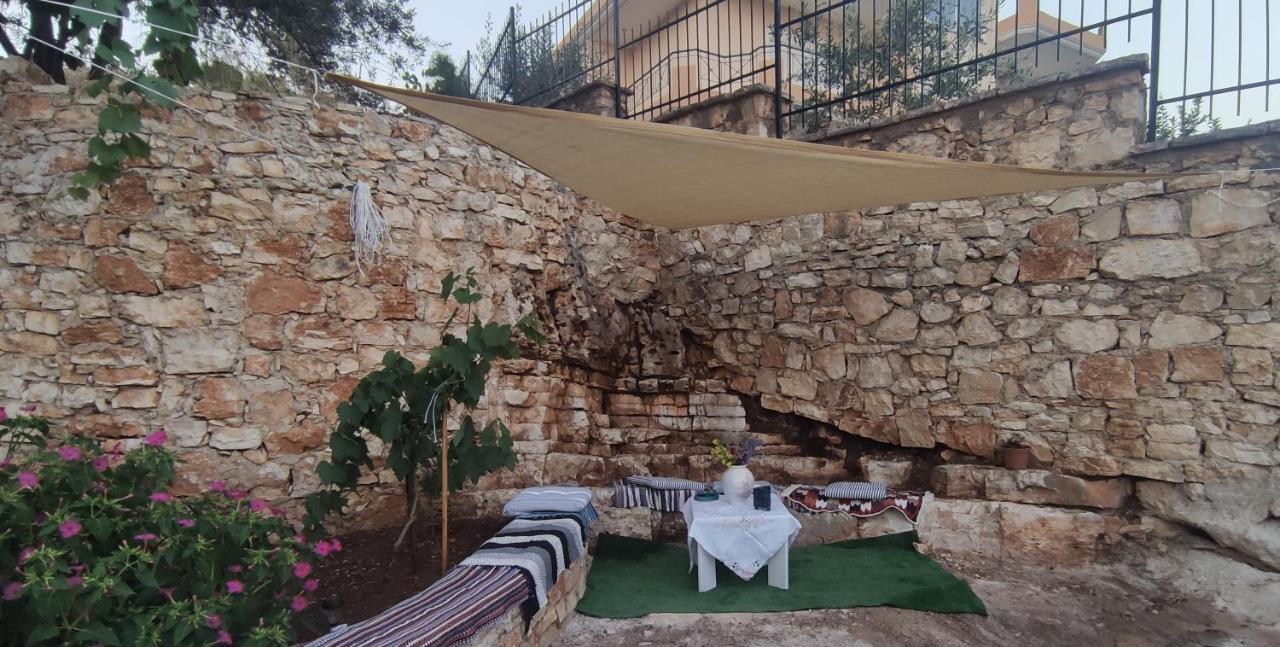 סרנדה Ionia Apartments מראה חיצוני תמונה